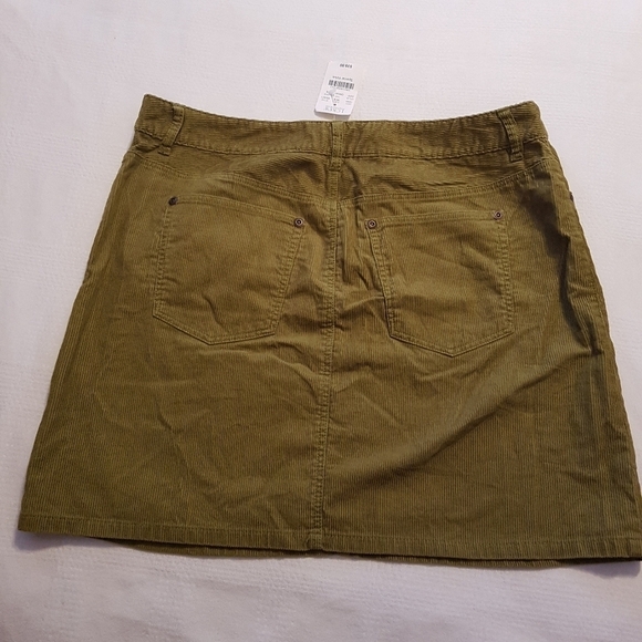 J. Crew women's size 8 olive corduroy skirt NWT - Picture 5 of 5